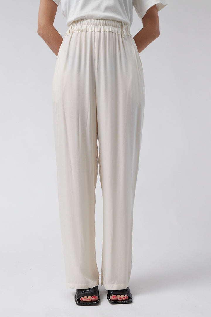 Pantalons crema Sasanqua